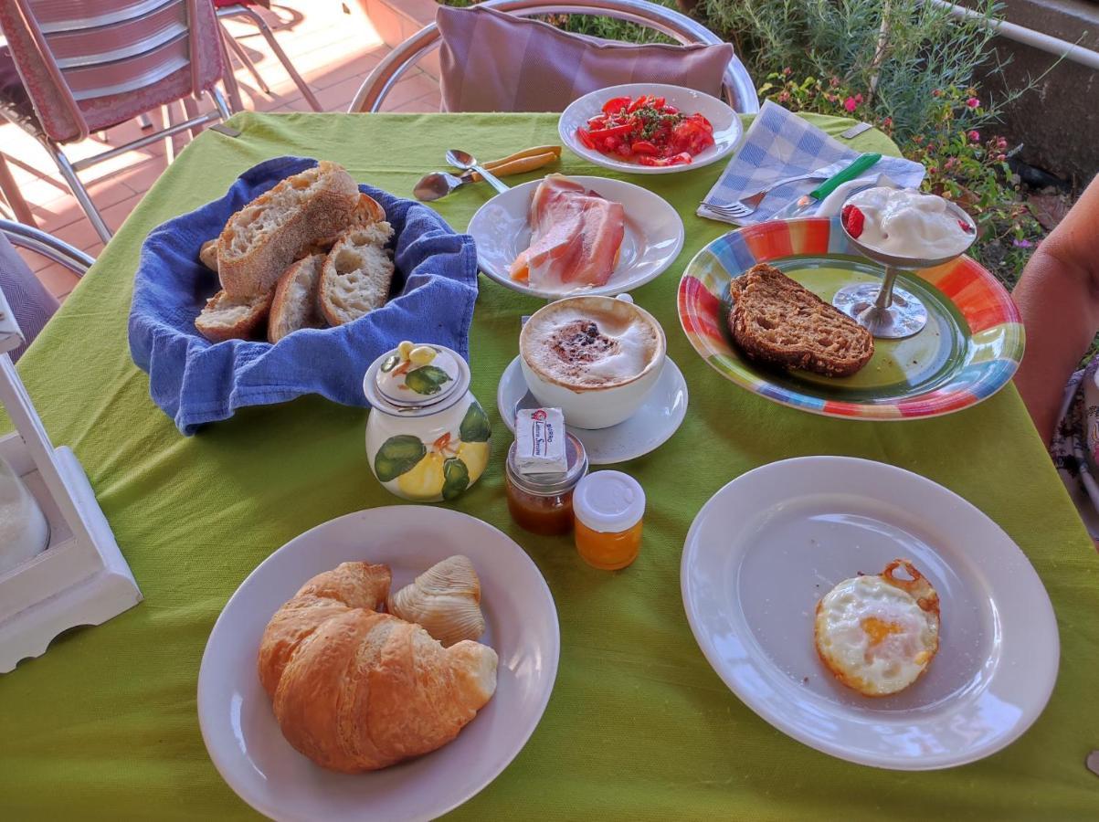 Hotel Villa Bernardina Forio di Ischia Esterno foto